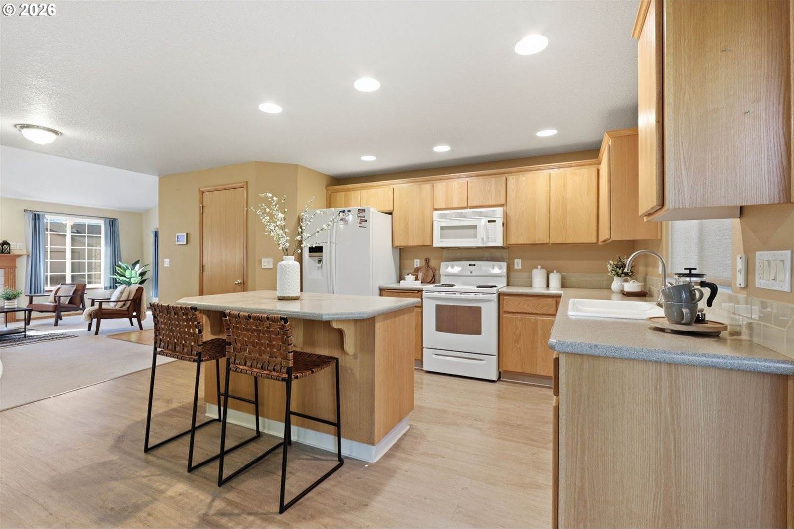 1350 SW Darci Dr, McMinnville, OR 97128