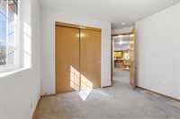 1350 SW Darci Dr, McMinnville, OR 97128