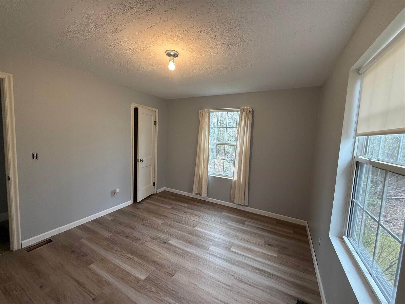 9906 East Houghton Lake Drive, Houghton Lake, MI 48629