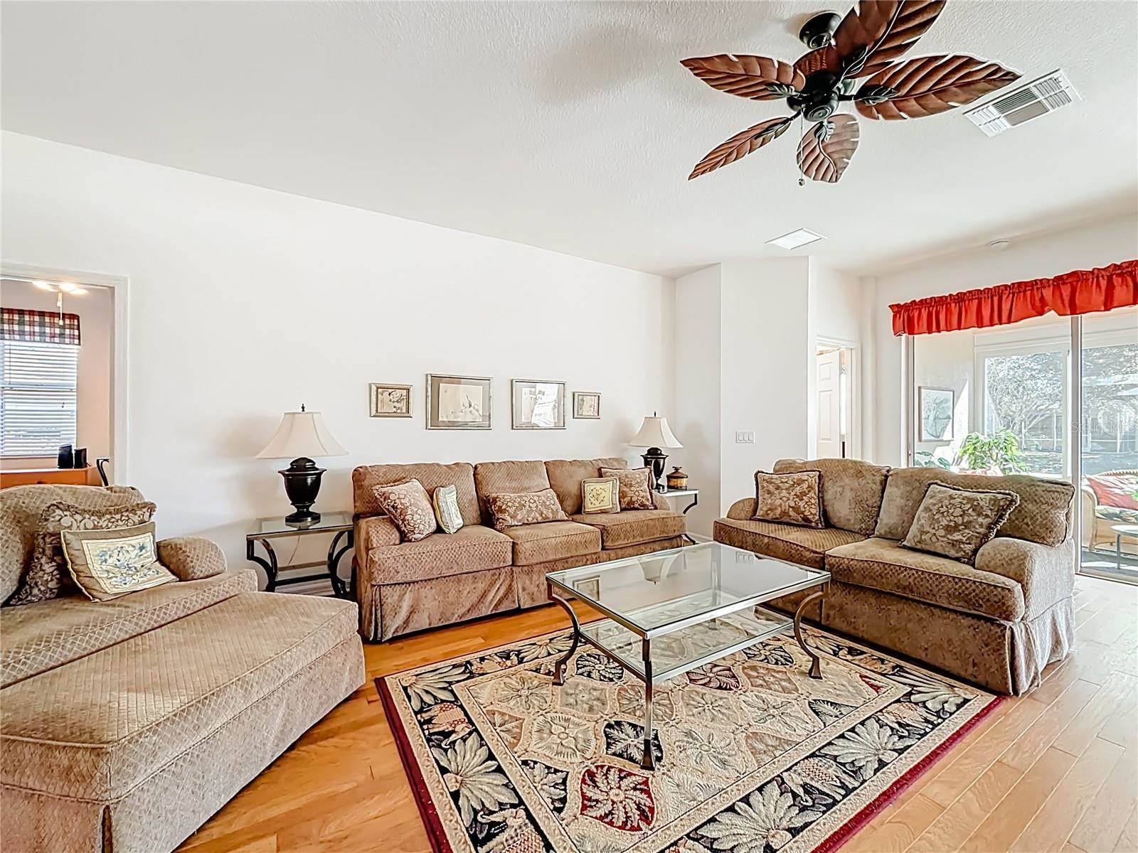 9746 SW 89TH Loop, Ocala, FL 34481