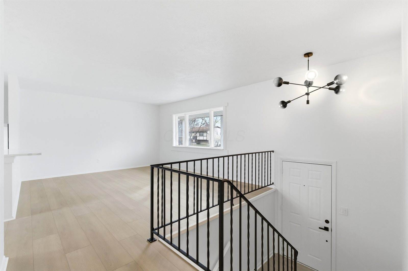 464 Foxwood Drive, Columbus, OH 43230