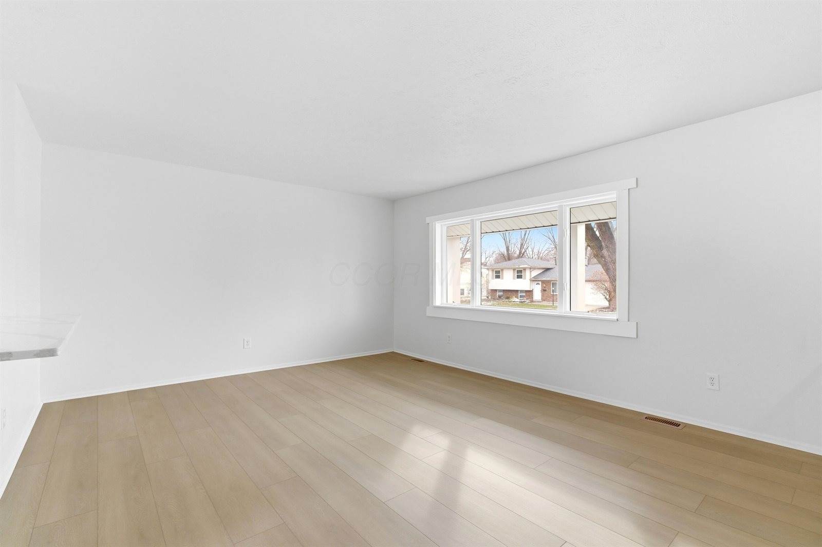 464 Foxwood Drive, Columbus, OH 43230