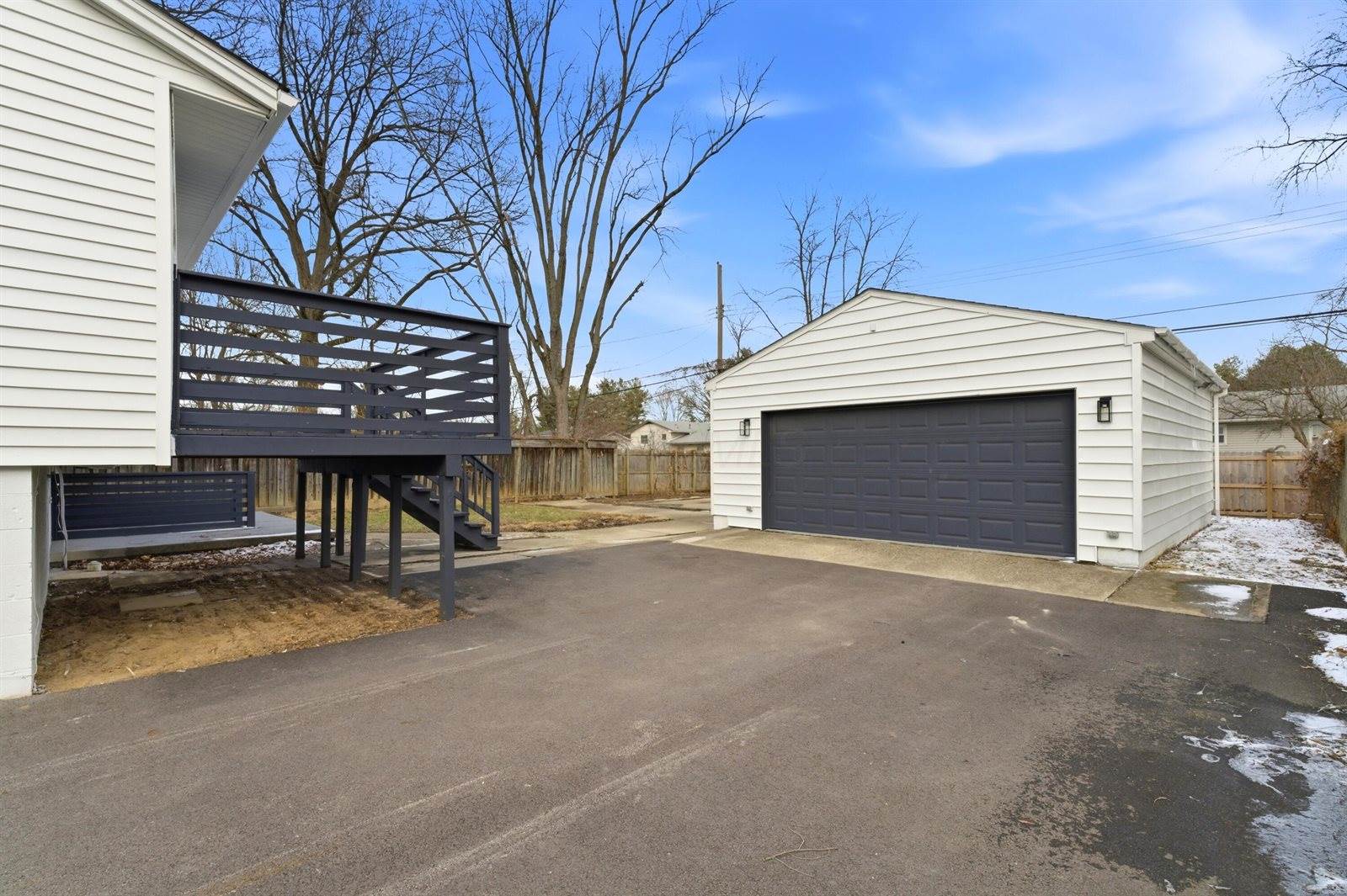 464 Foxwood Drive, Columbus, OH 43230