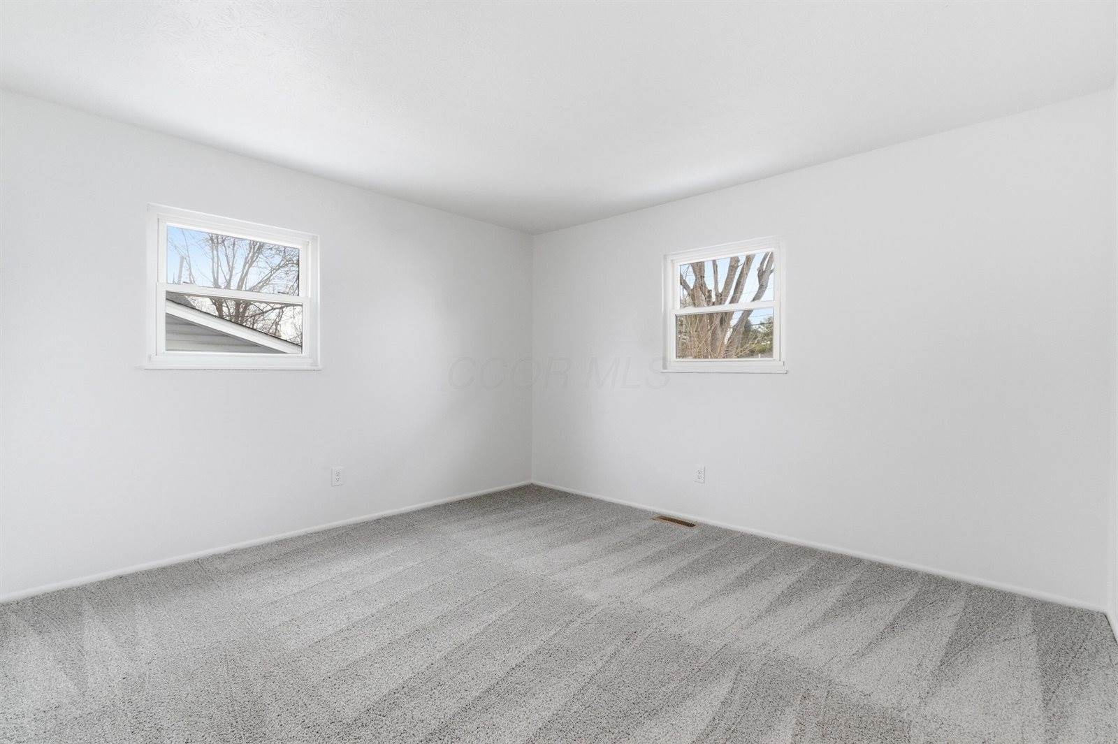 464 Foxwood Drive, Columbus, OH 43230