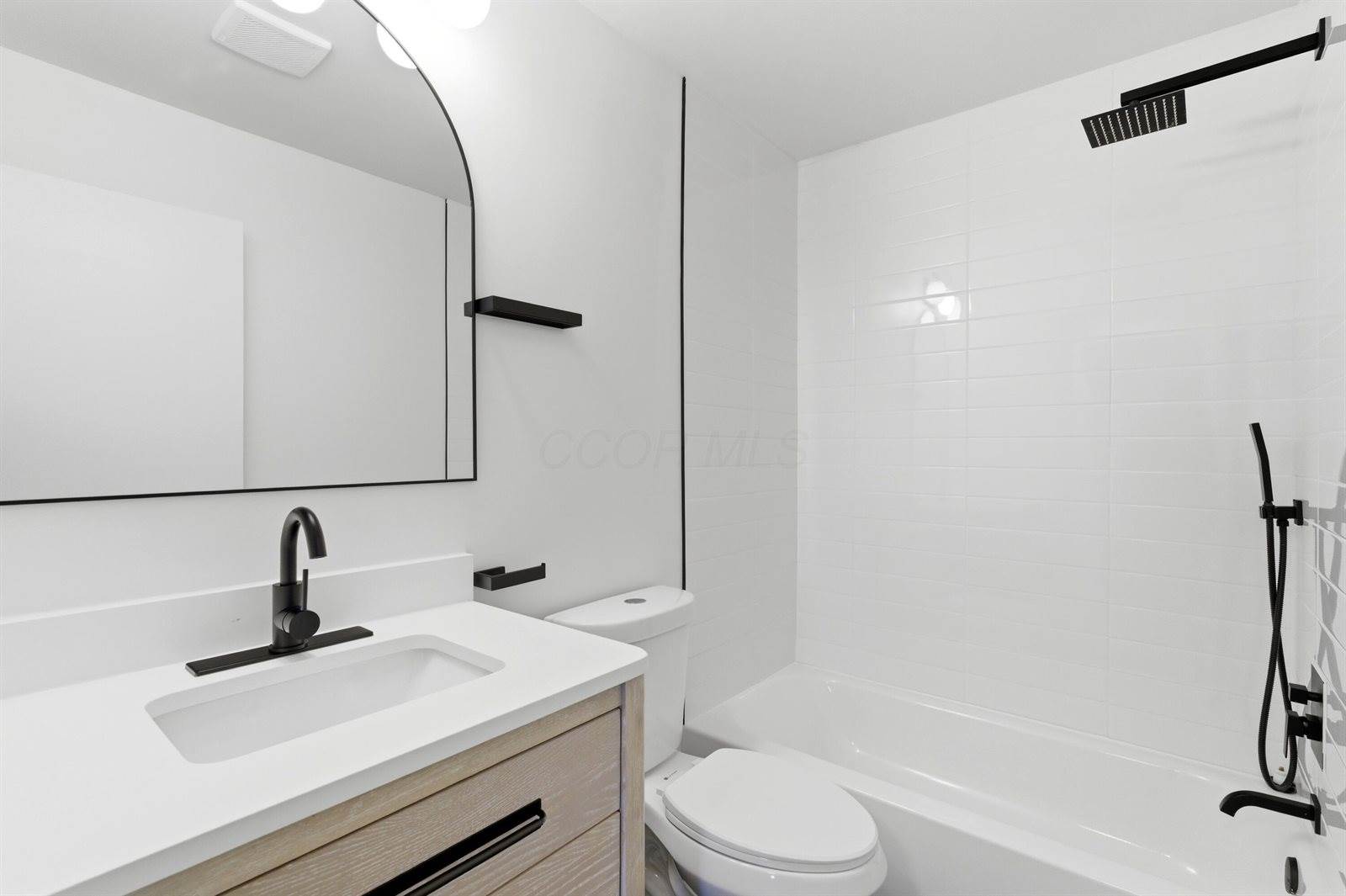 464 Foxwood Drive, Columbus, OH 43230