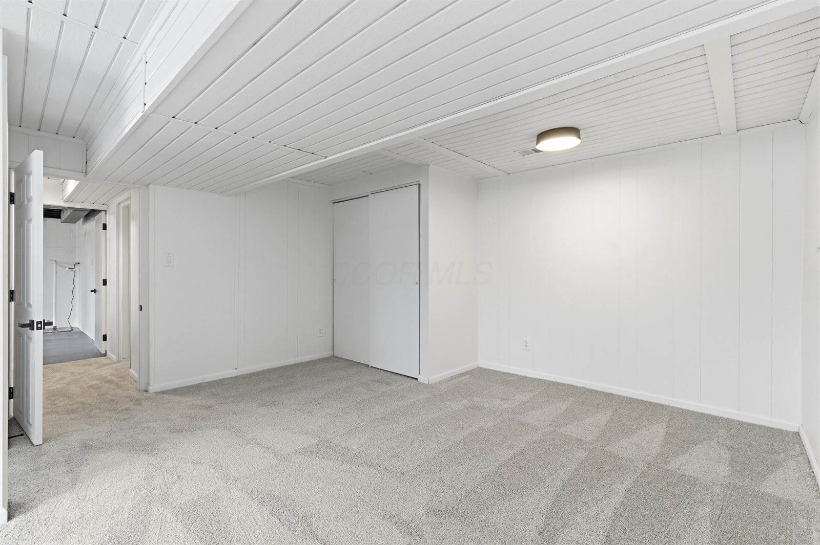 464 Foxwood Drive, Columbus, OH 43230