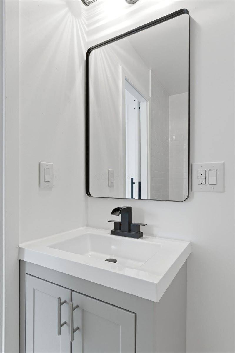 643 Bonnington Way, Columbus, OH 43230