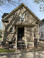 210 North Kalamazoo Avenue, Marshall, MI 49068