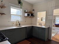 210 North Kalamazoo Avenue, Marshall, MI 49068