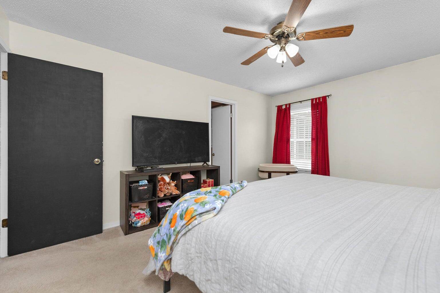 400 Brown Place, Crestview, FL 32539