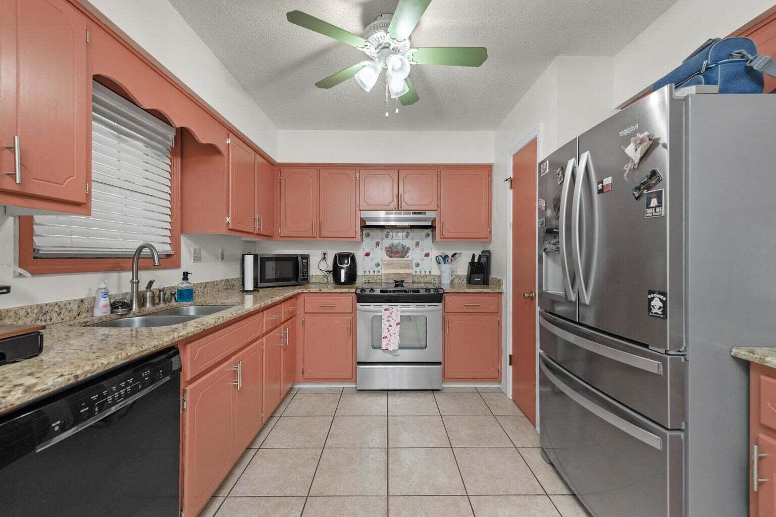 400 Brown Place, Crestview, FL 32539