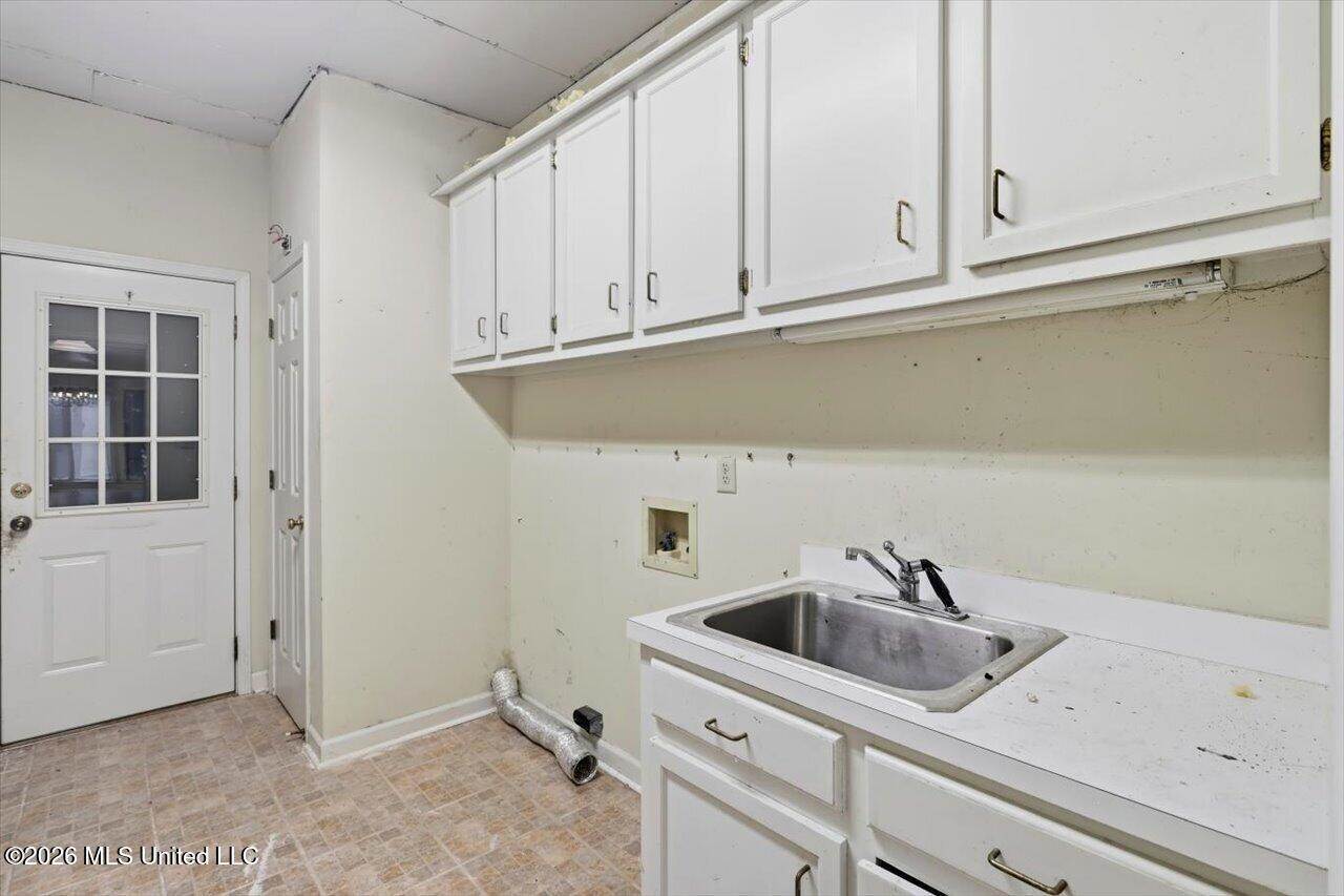 22 Autumn Hill Court, Jackson, MS 39211