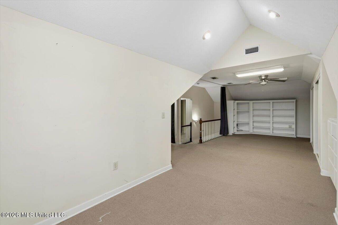 22 Autumn Hill Court, Jackson, MS 39211