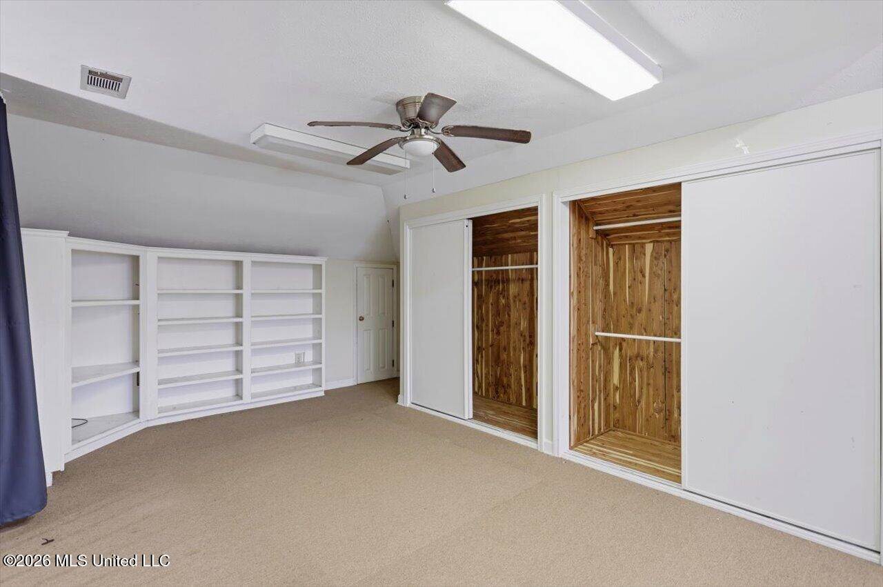 22 Autumn Hill Court, Jackson, MS 39211