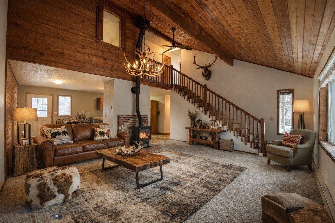 911 Jeanette Place, Belgrade, MT 59714