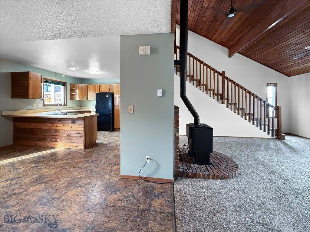 911 Jeanette Place, Belgrade, MT 59714