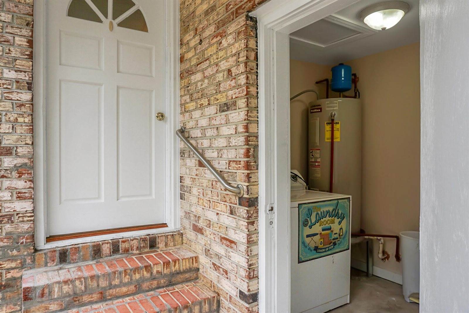 429 Sandhill Road, Dorchester, SC 29437