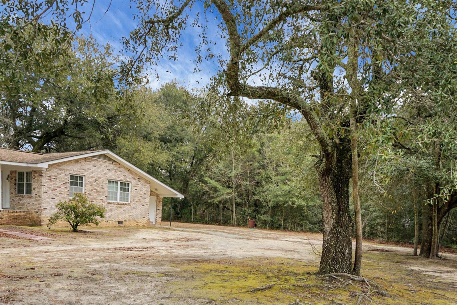 429 Sandhill Road, Dorchester, SC 29437