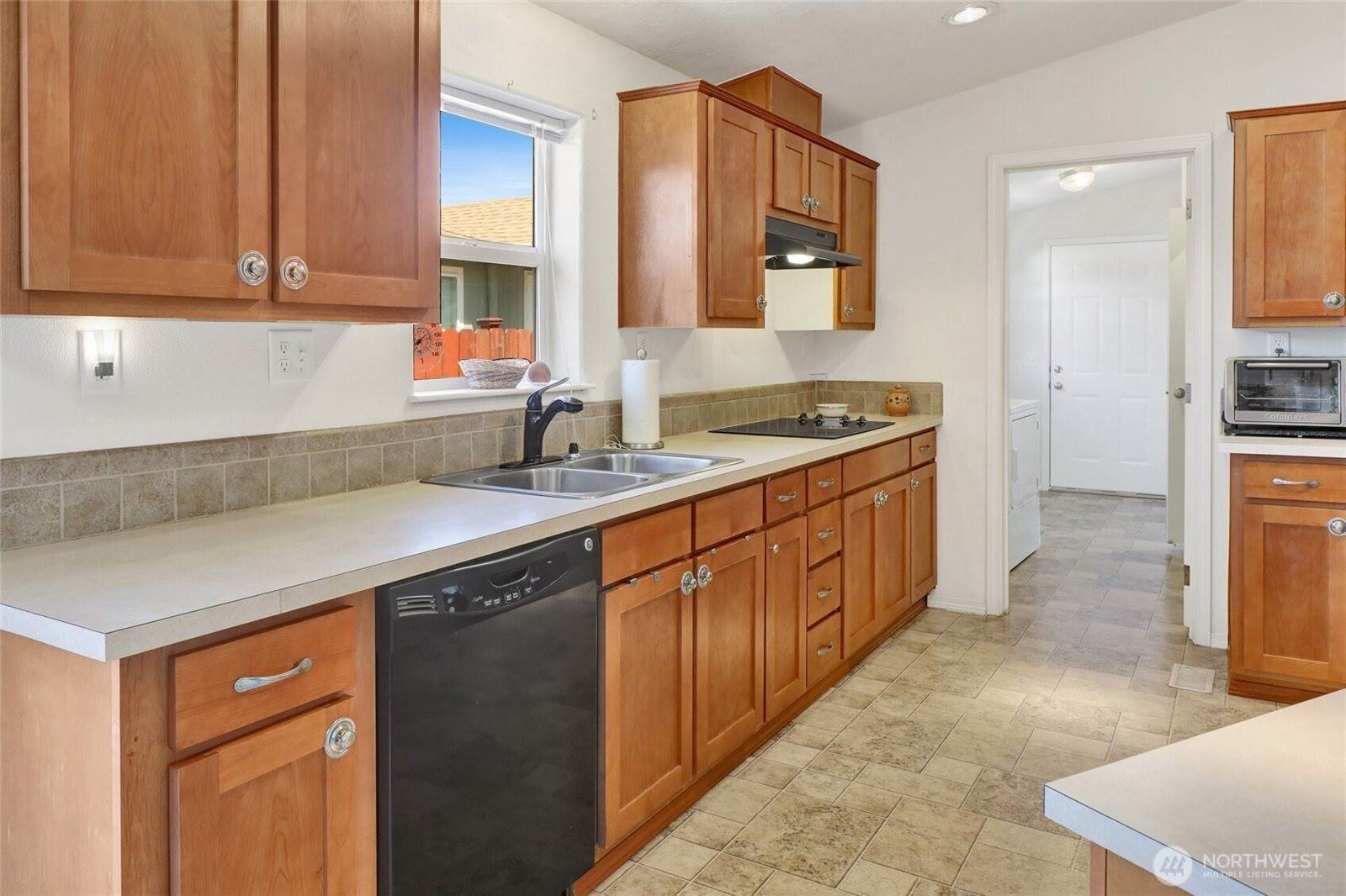 6350 Portal Way, Ferndale, WA 98248