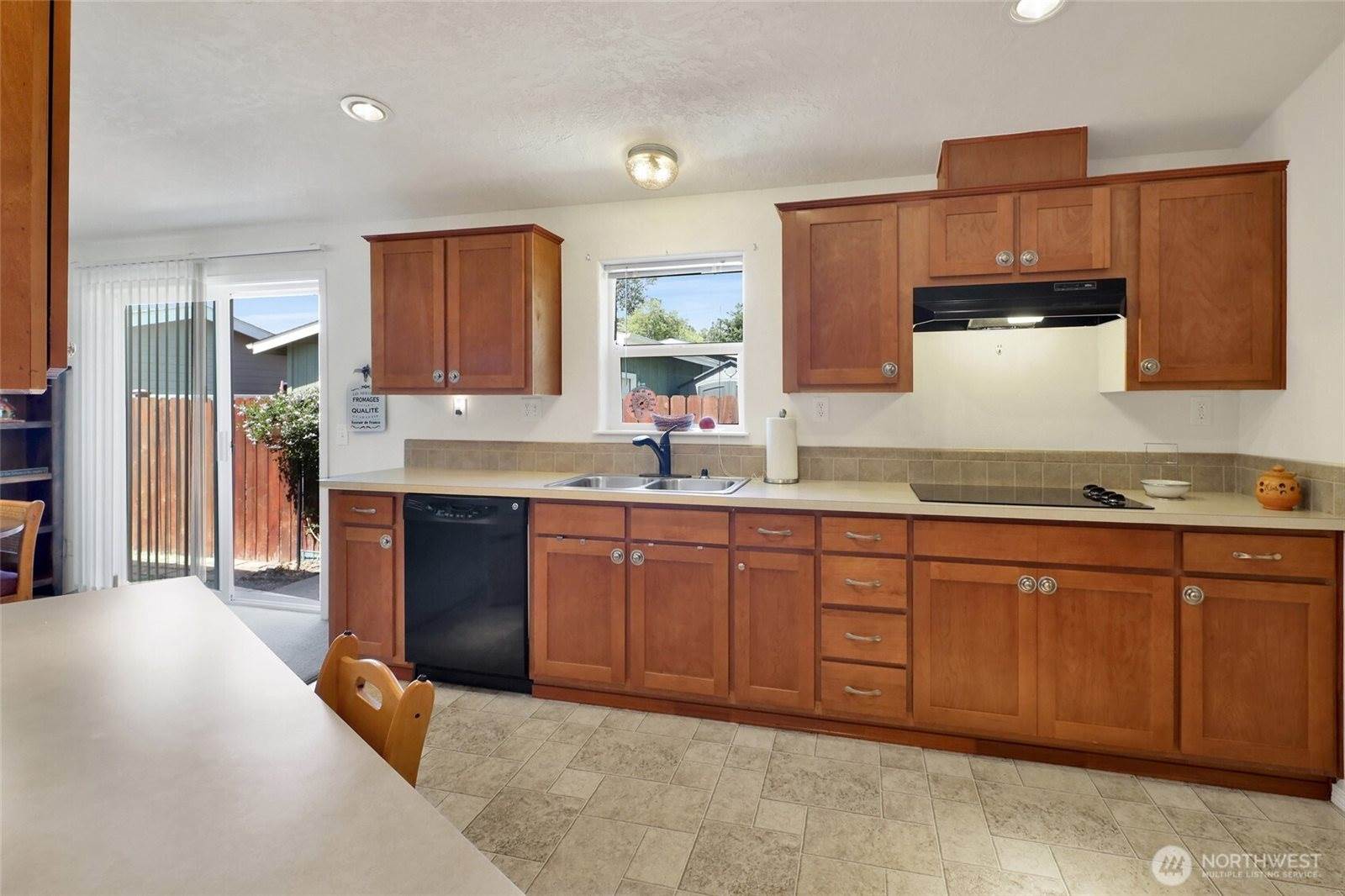 6350 Portal Way, Ferndale, WA 98248