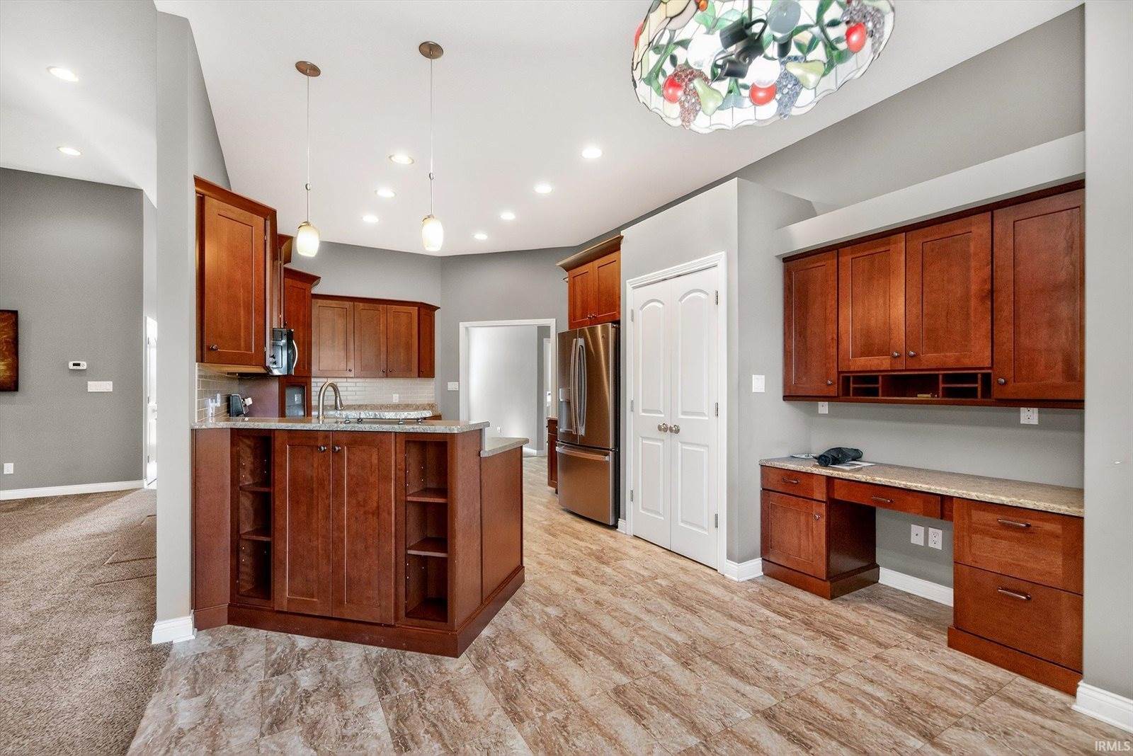 5504 W Sawgrass Way, Muncie, IN 47304