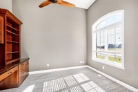 5504 W Sawgrass Way, Muncie, IN 47304