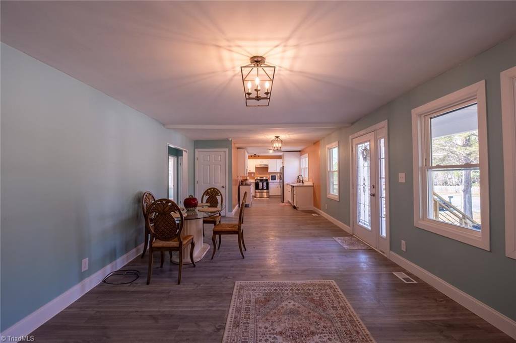 1916 New Garden Road, Greensboro, NC 27410