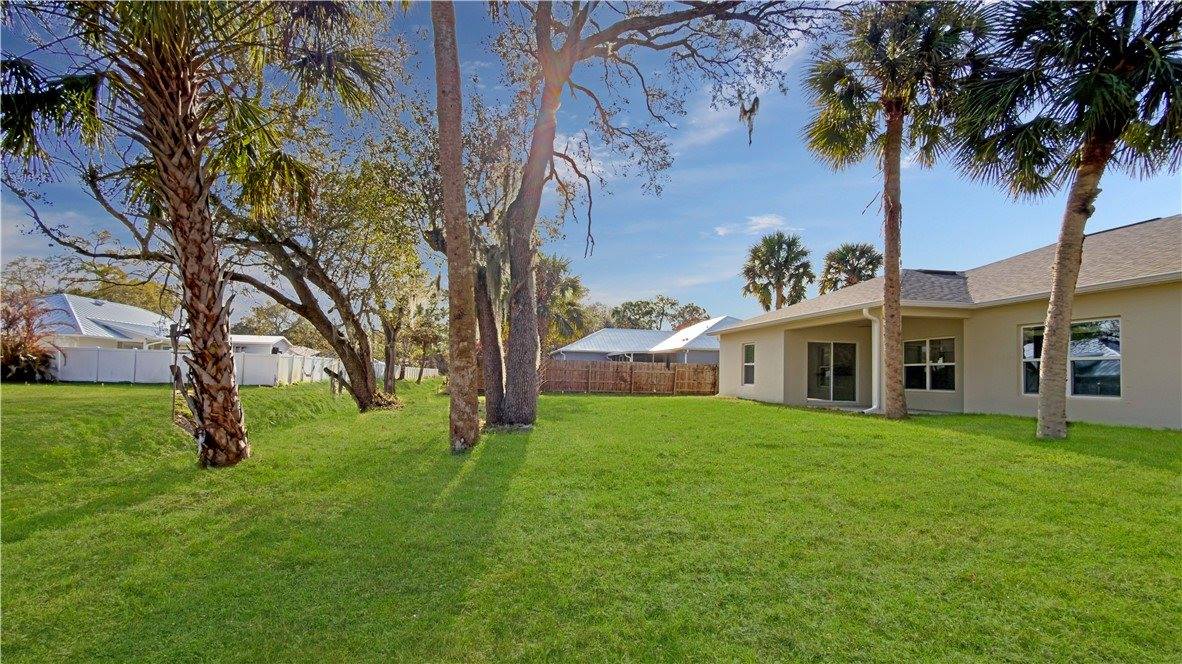 594 Bayharbor Terrace, Sebastian, FL 32958