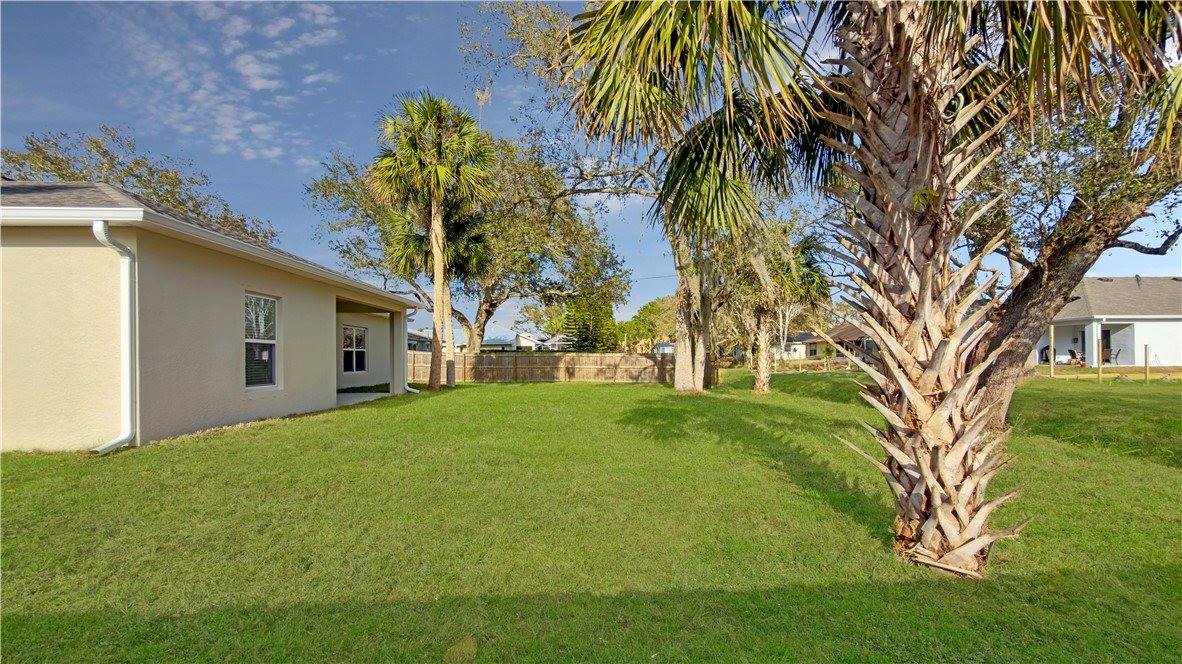 594 Bayharbor Terrace, Sebastian, FL 32958