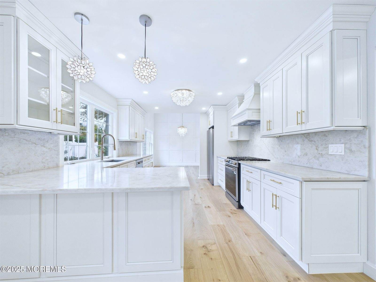 28 Patten Lane, Long Branch, NJ 07740