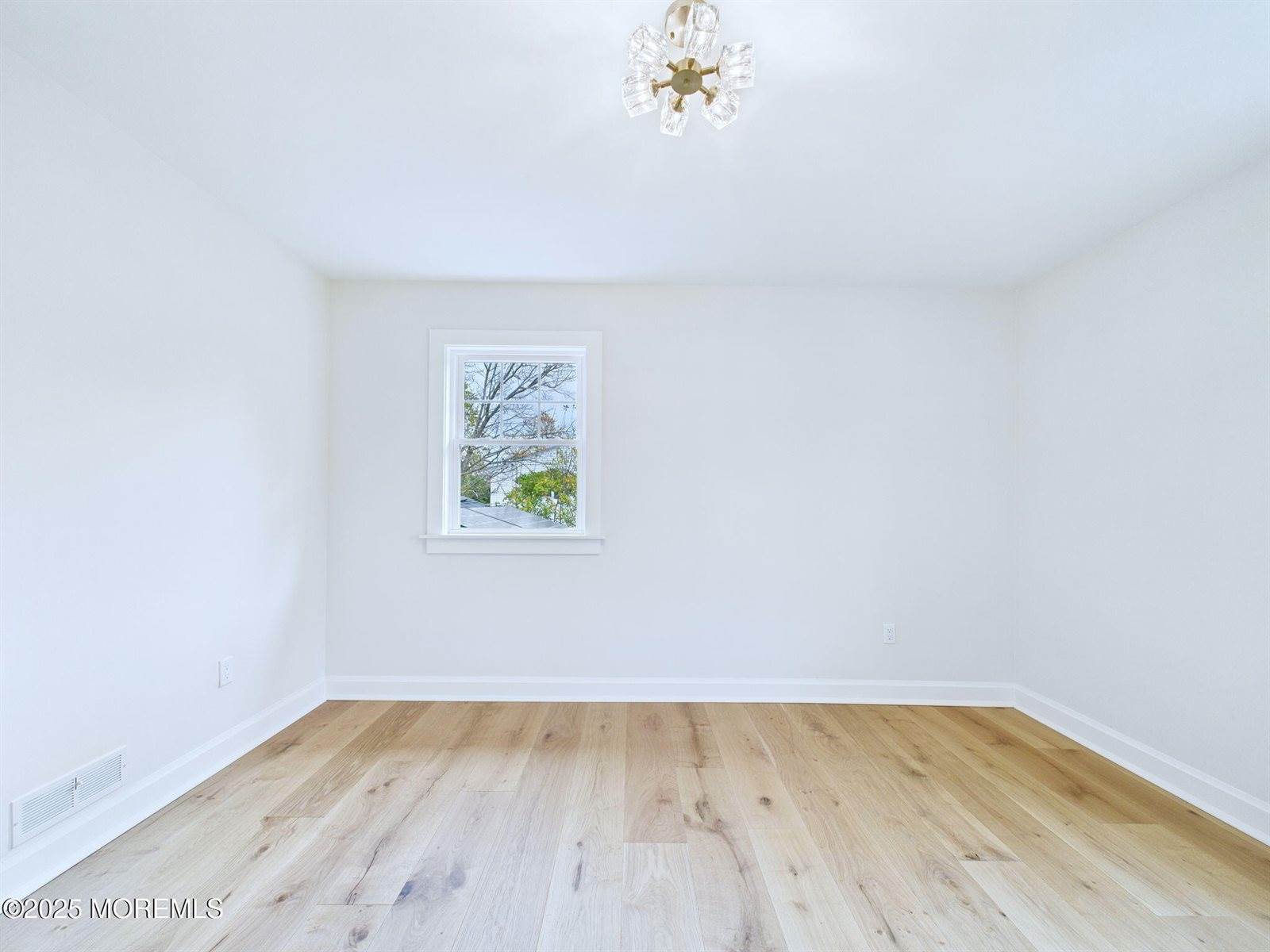 28 Patten Lane, Long Branch, NJ 07740