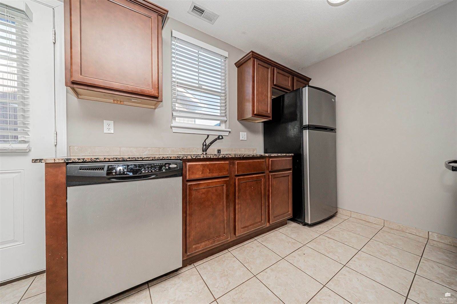 2620 Valentine Lane, Junction City, KS 66441