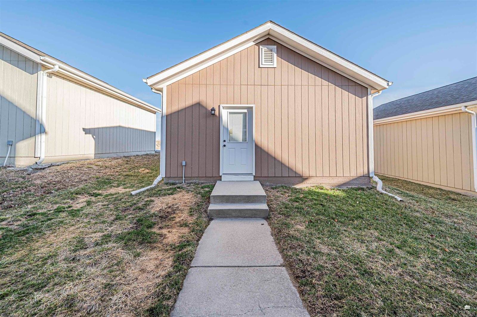 2620 Valentine Lane, Junction City, KS 66441