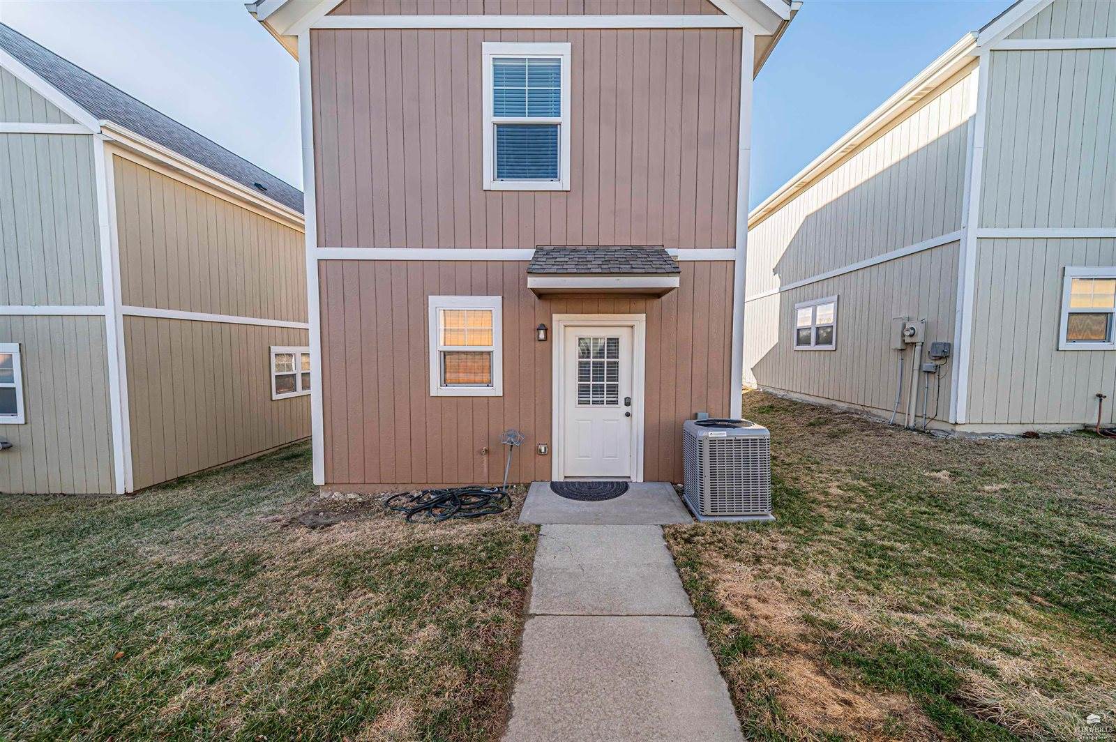2620 Valentine Lane, Junction City, KS 66441