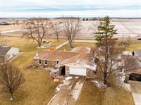8114 N Santa Barbara Drive, Muncie, IN 47303