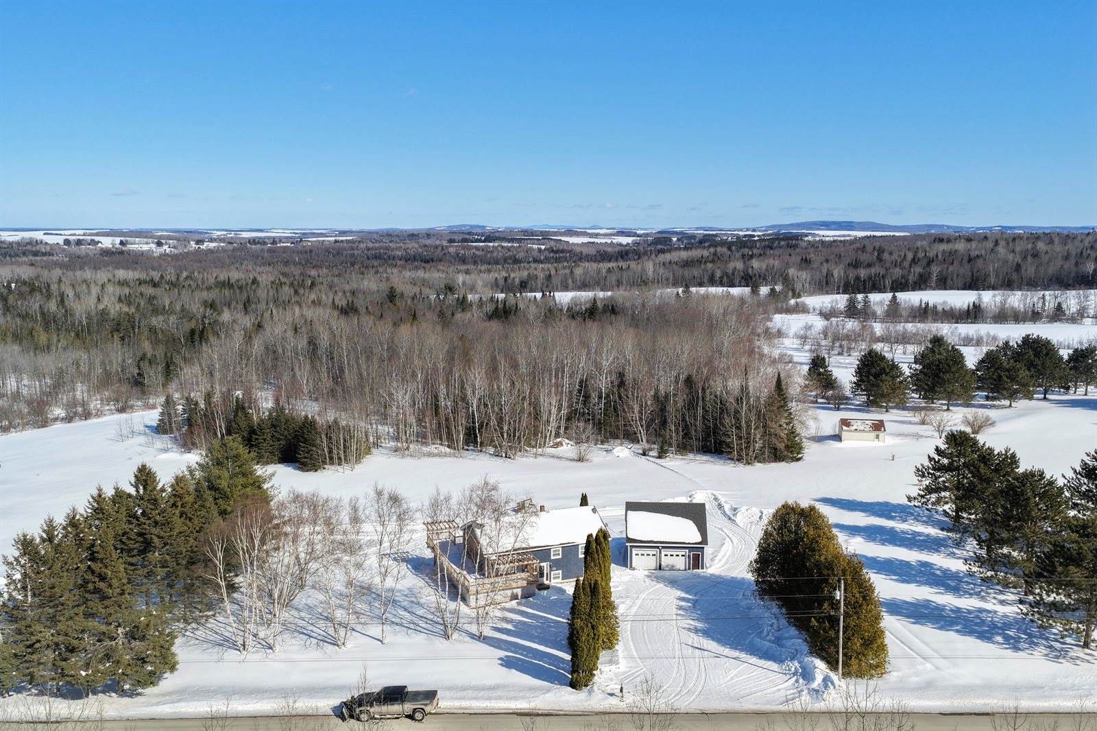 459 Griffin Ridge Road, Mapleton, ME 04757
