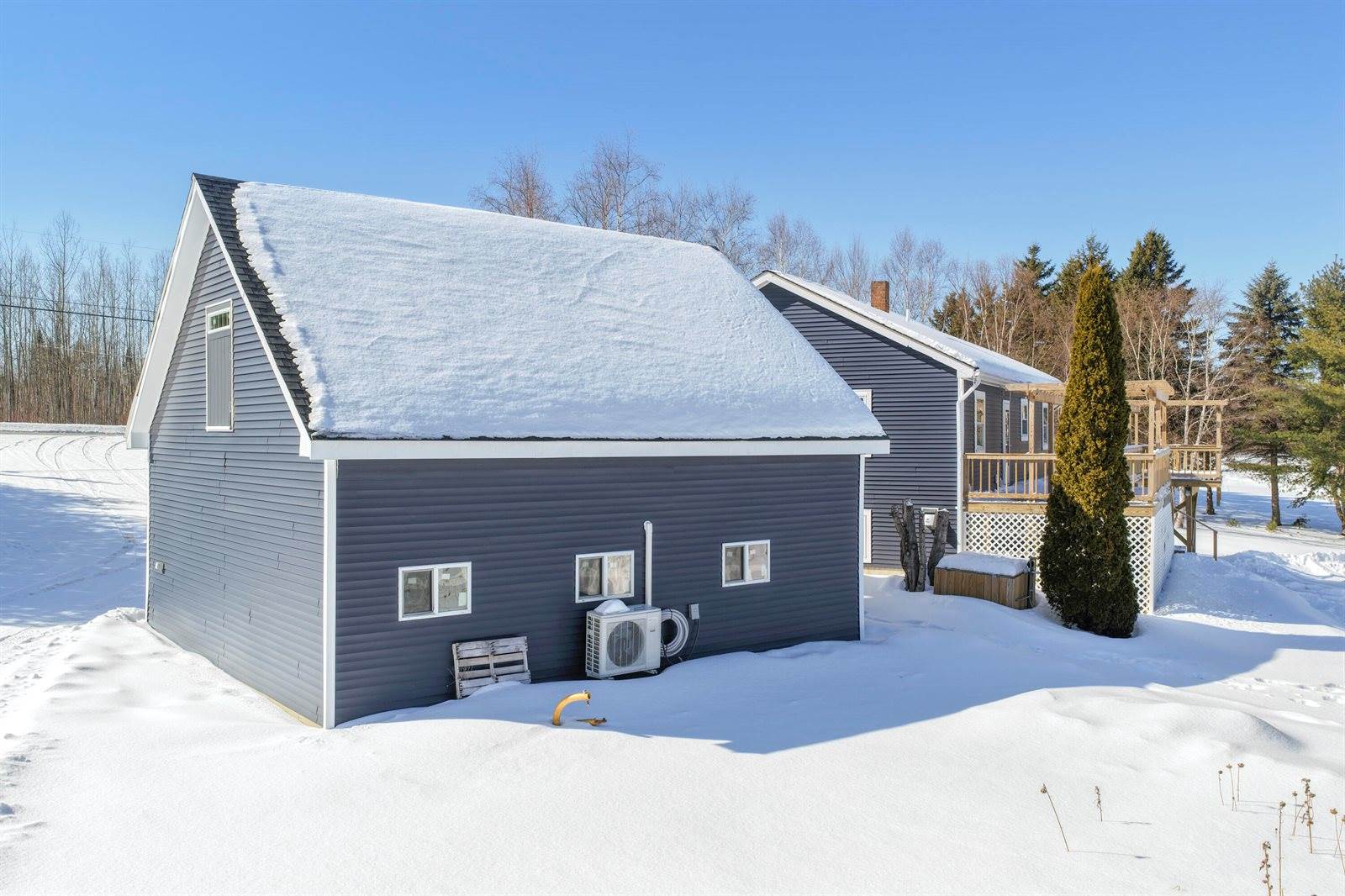 459 Griffin Ridge Road, Mapleton, ME 04757