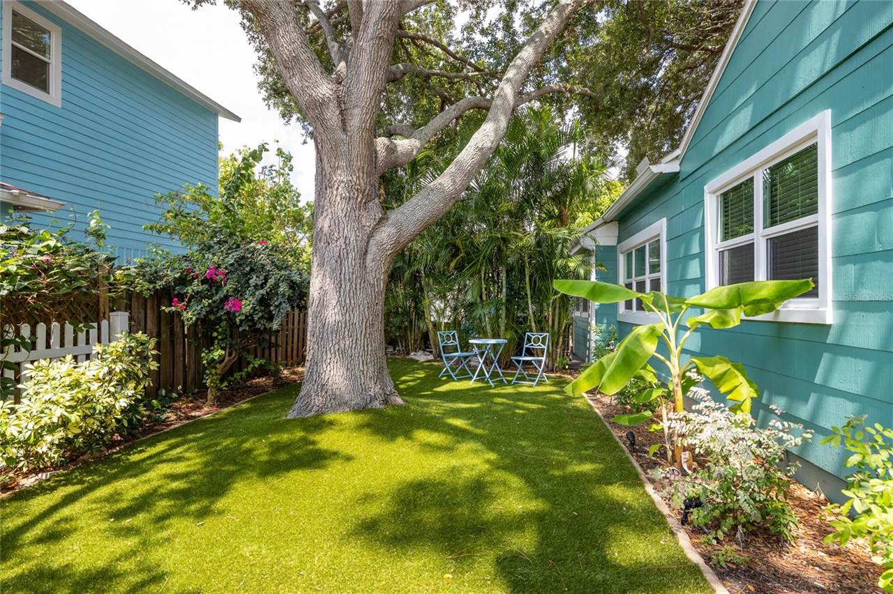 2709 Upton Street South, Gulfport, FL 33711