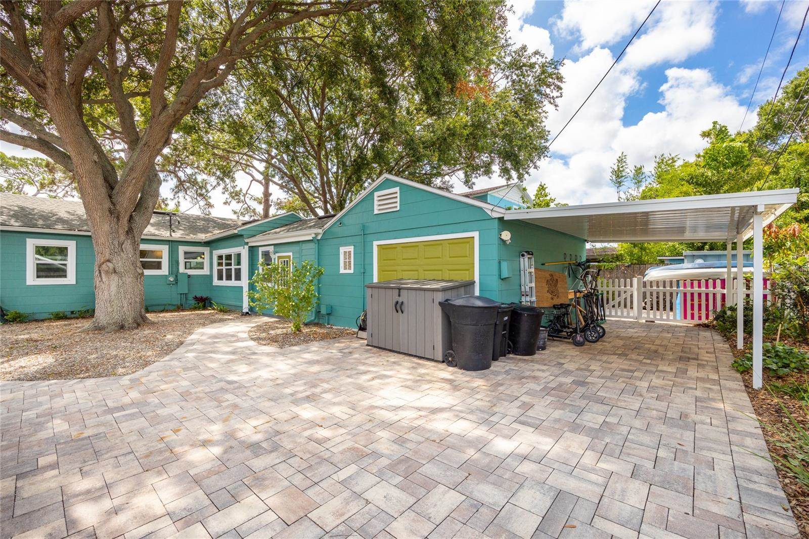 2709 Upton Street South, Gulfport, FL 33711