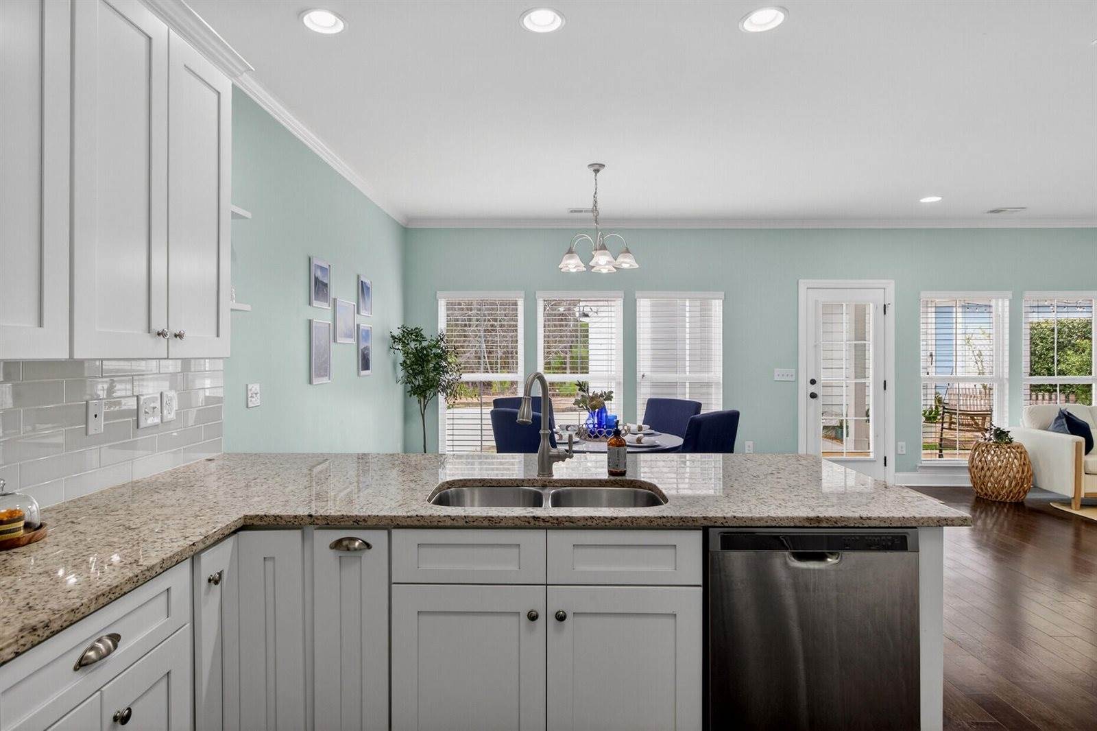 1694 Sparkleberry Lane, Johns Island, SC 29455