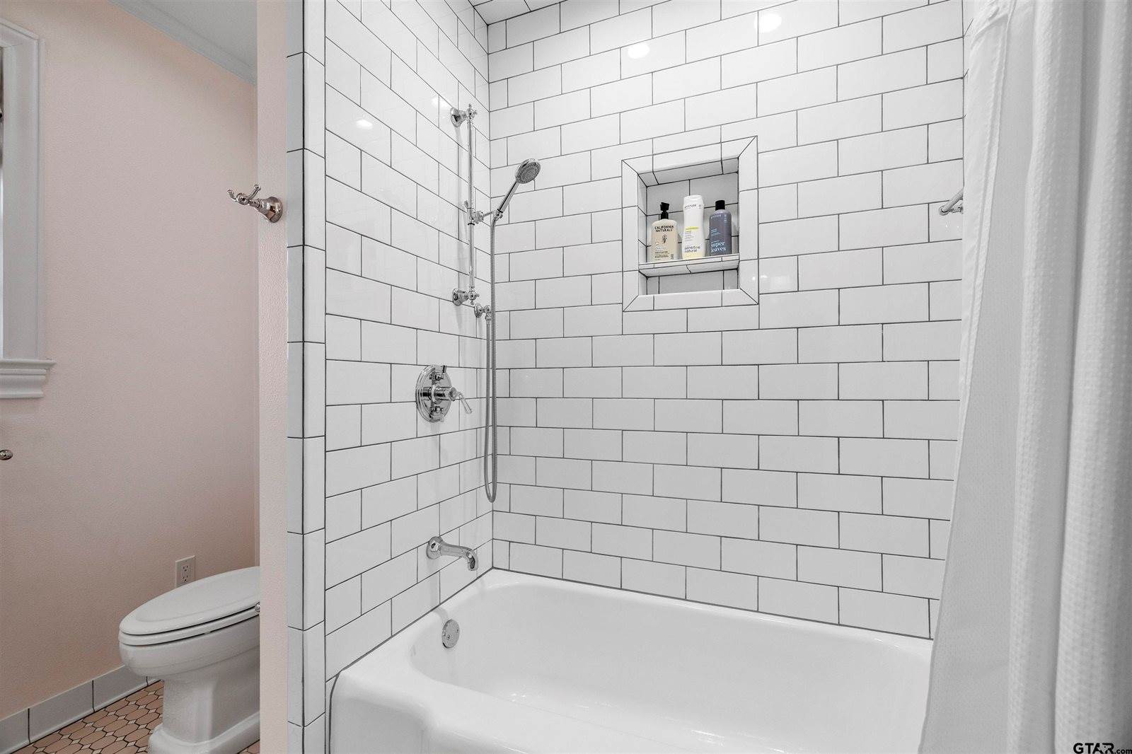 2306 Old Bullard Rd, Tyler, TX 75703