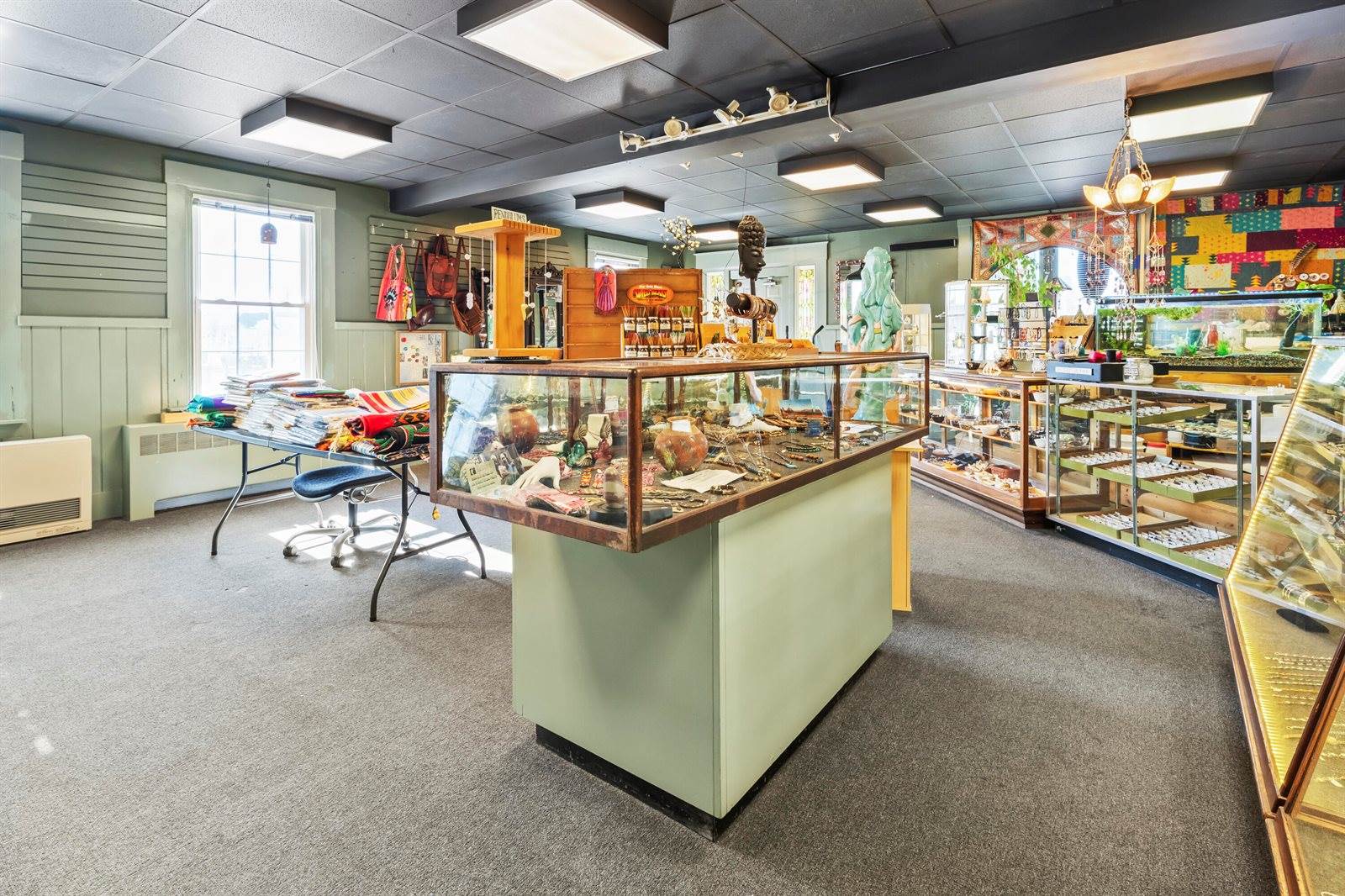 225 Main Street, Waterville, ME 04901