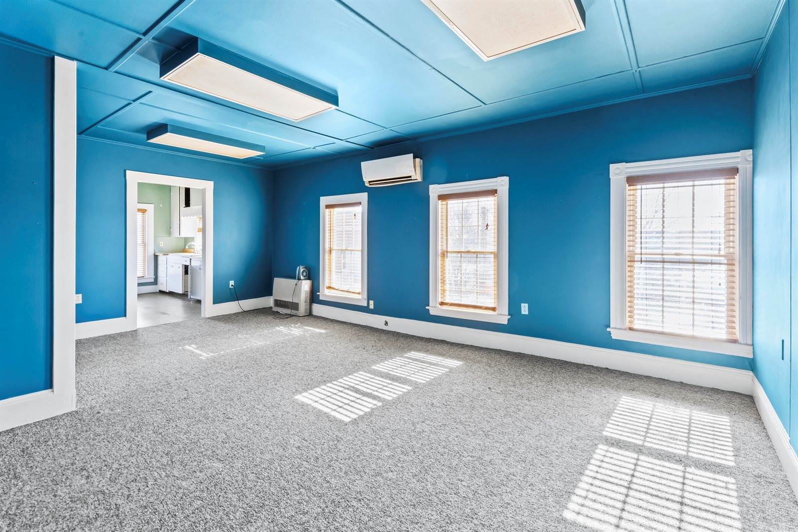 225 Main Street, Waterville, ME 04901