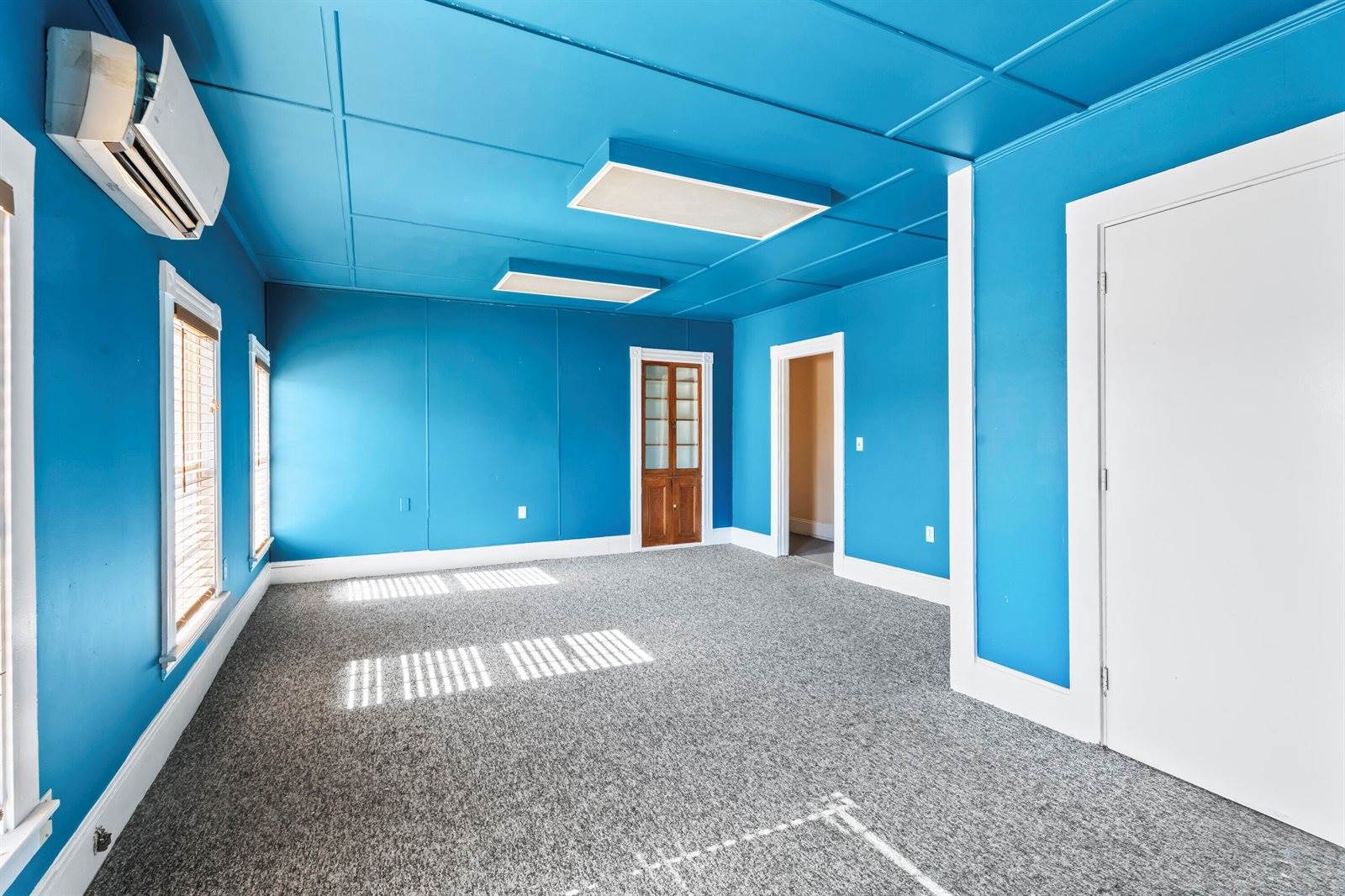 225 Main Street, Waterville, ME 04901