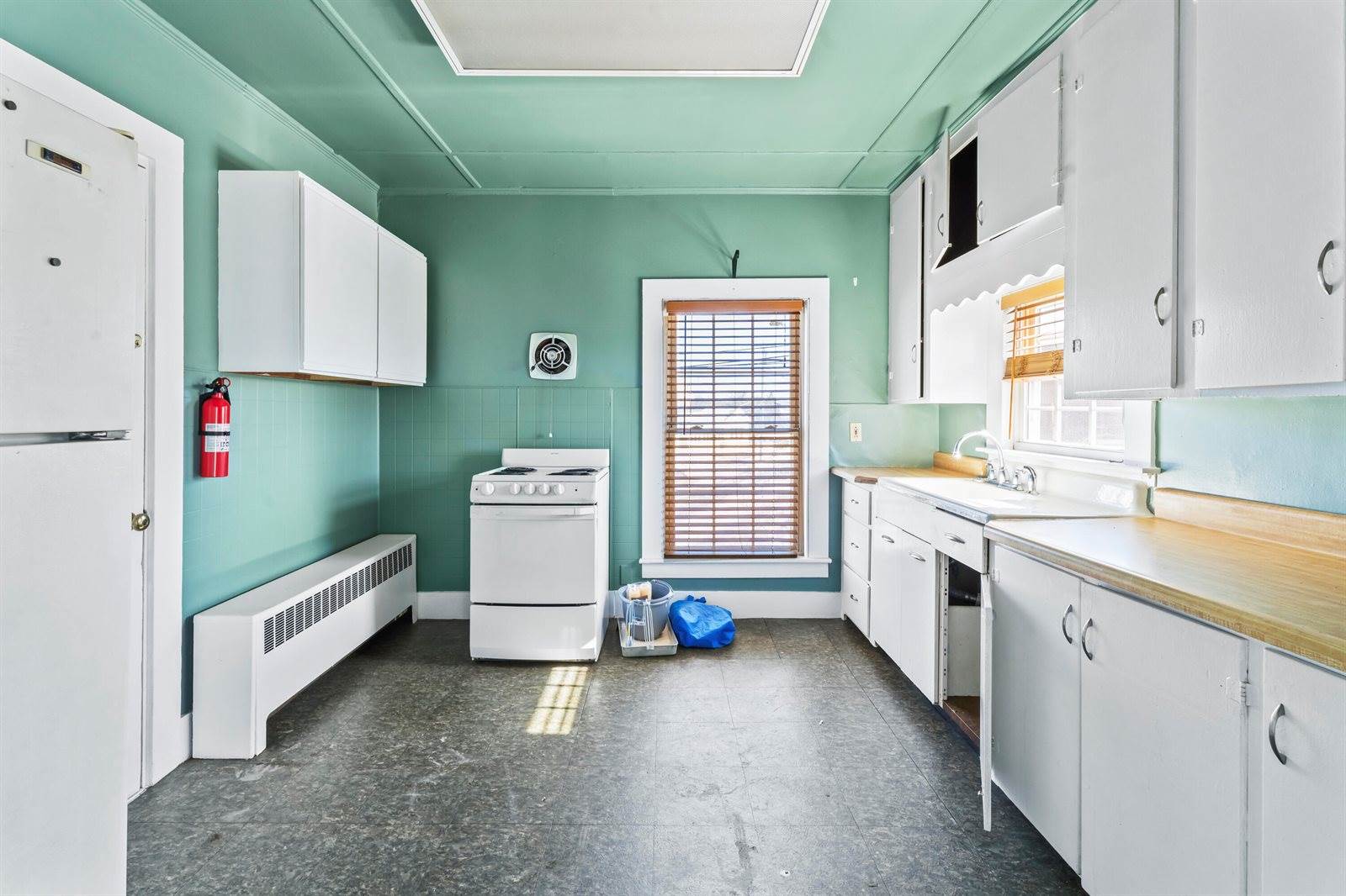 225 Main Street, Waterville, ME 04901