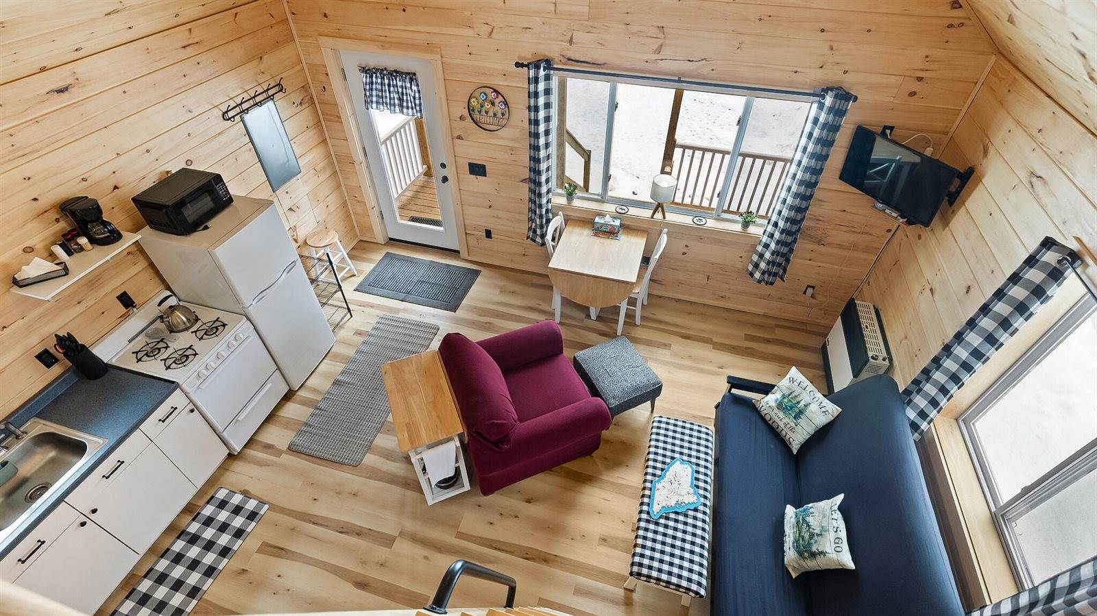 4 Moulton Hill Road, Sebec, ME 04481