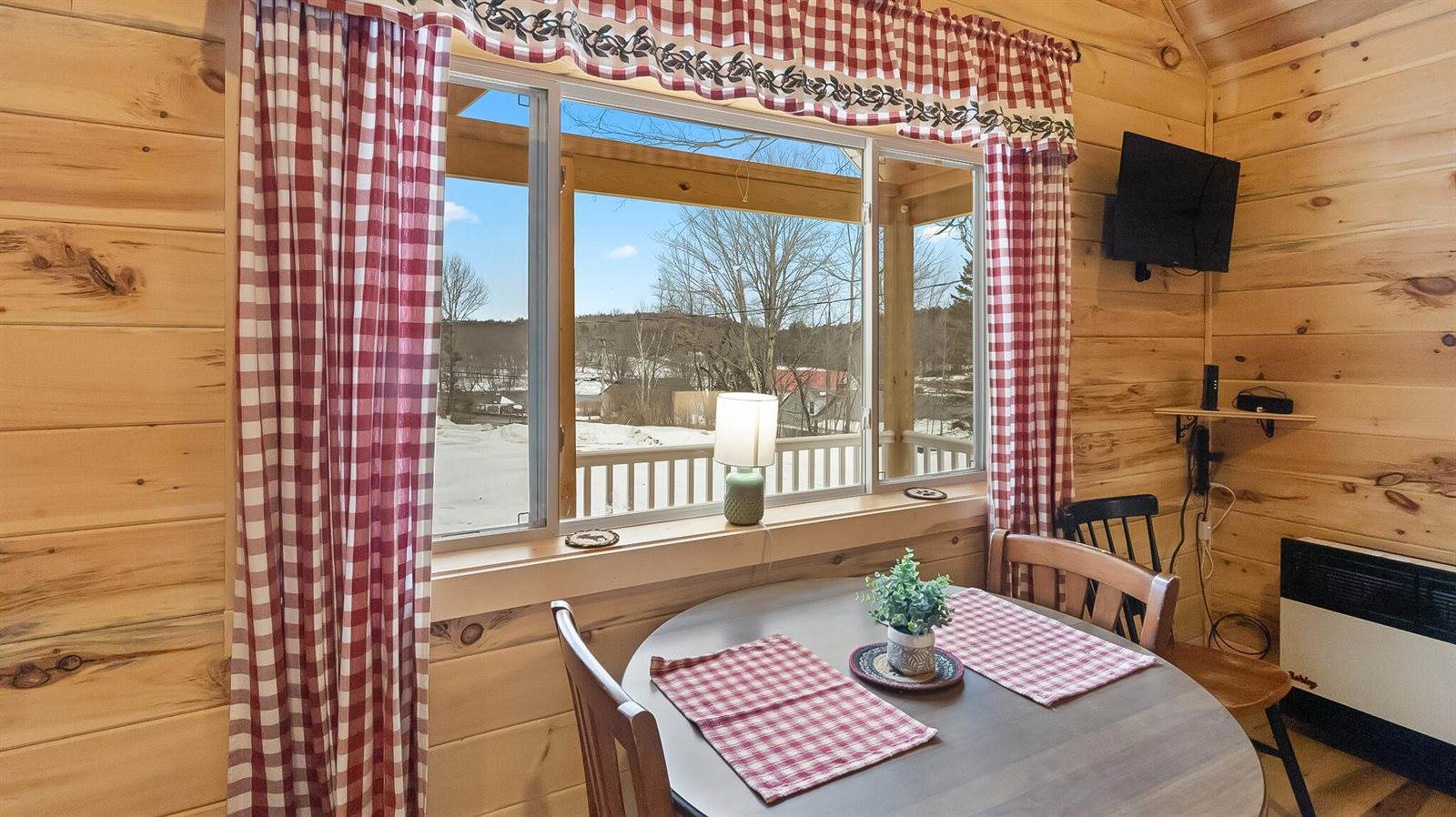 4 Moulton Hill Road, Sebec, ME 04481