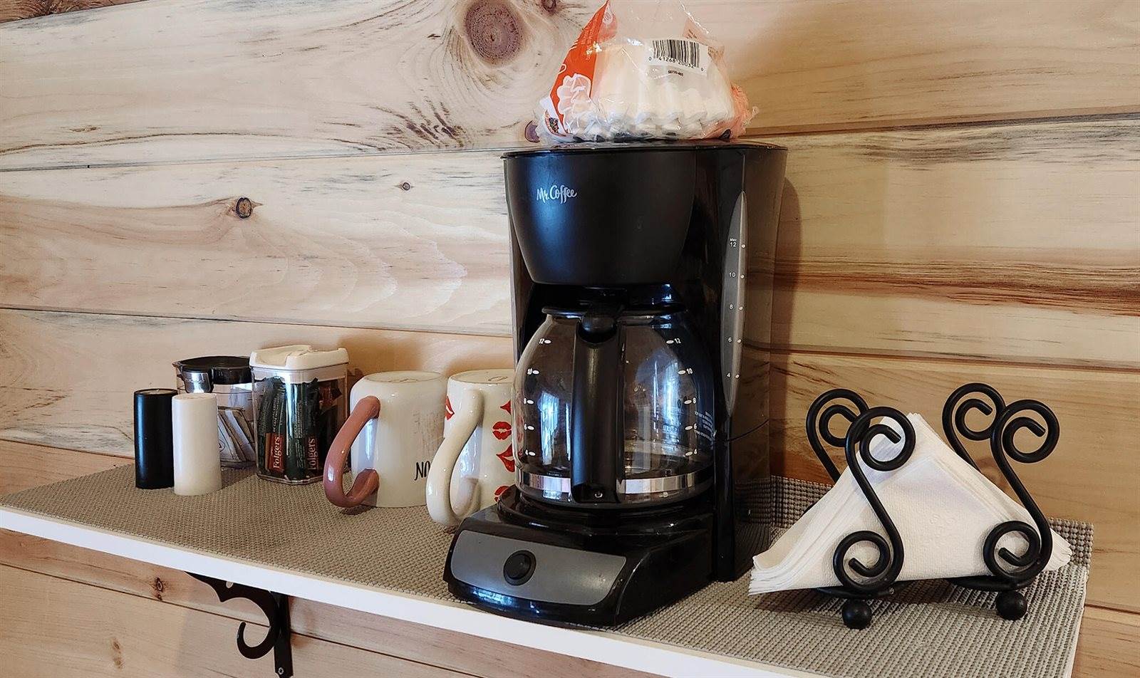 4 Moulton Hill Road, Sebec, ME 04481