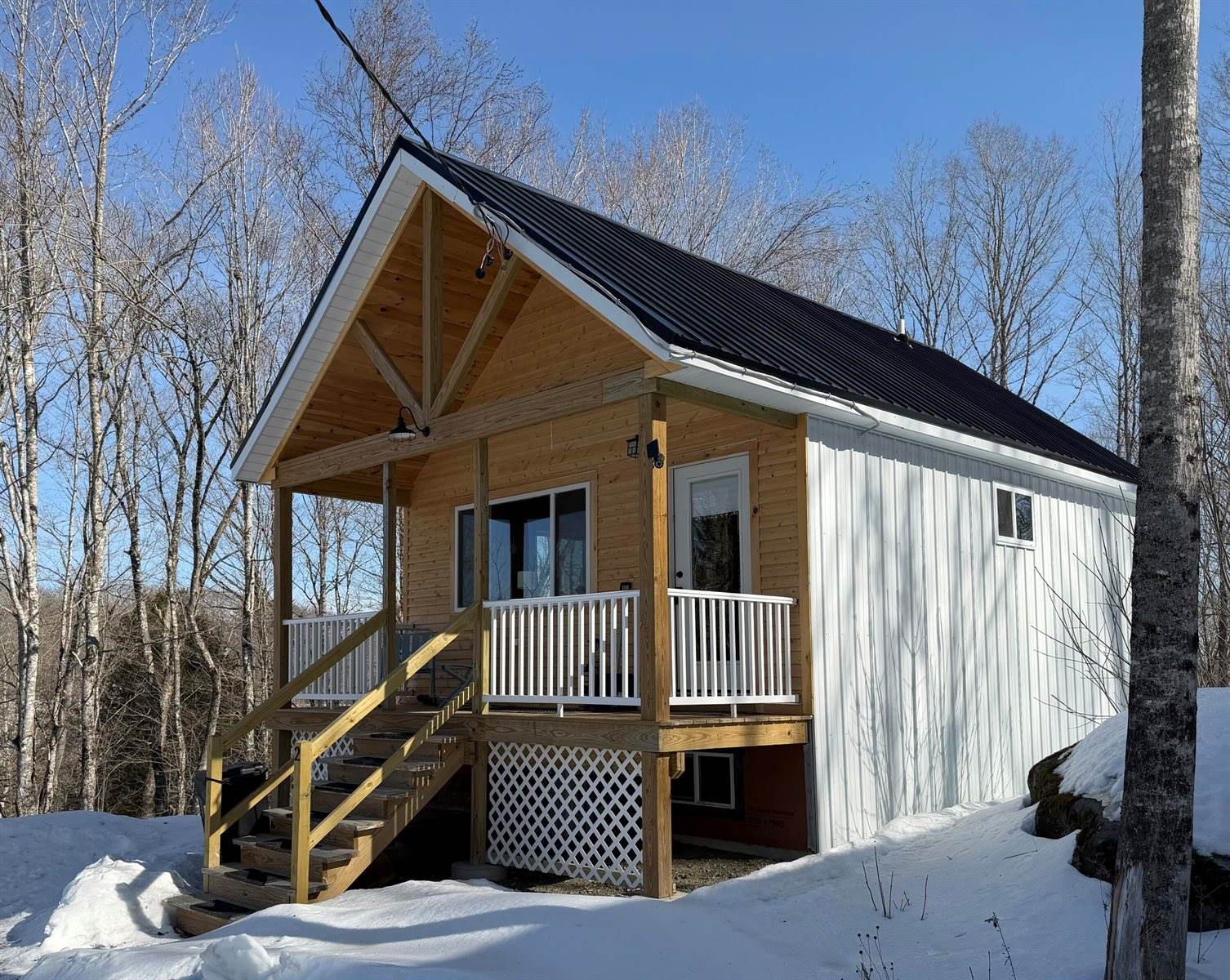 4 Moulton Hill Road, Sebec, ME 04481