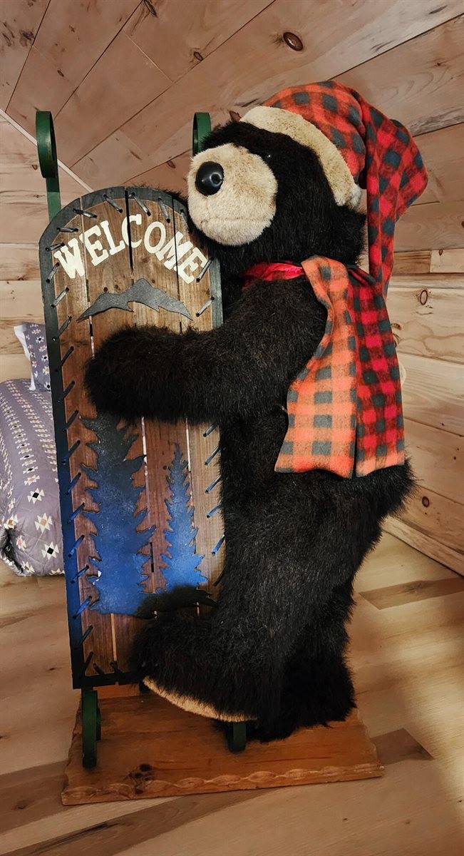 4 Moulton Hill Road, Sebec, ME 04481